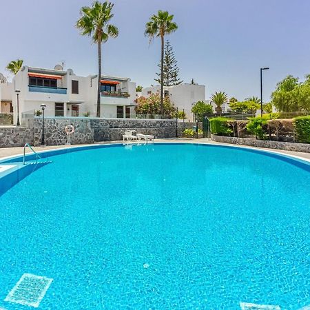 Apartment Apart America - 150 Meters From The Beach, Free Wi-Fi Arona  Bagian luar foto