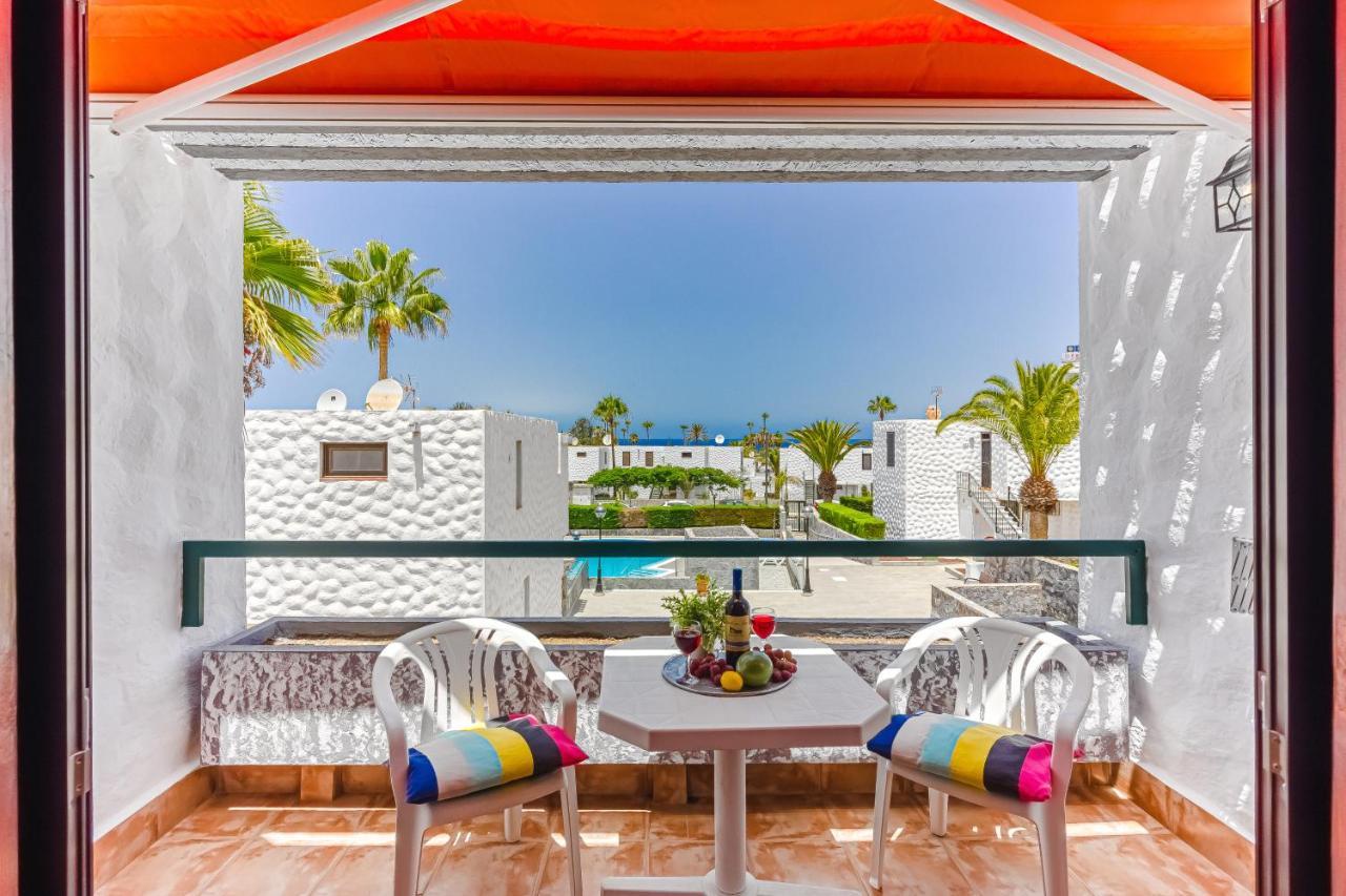Apartment Apart America - 150 Meters From The Beach, Free Wi-Fi Arona  Bagian luar foto