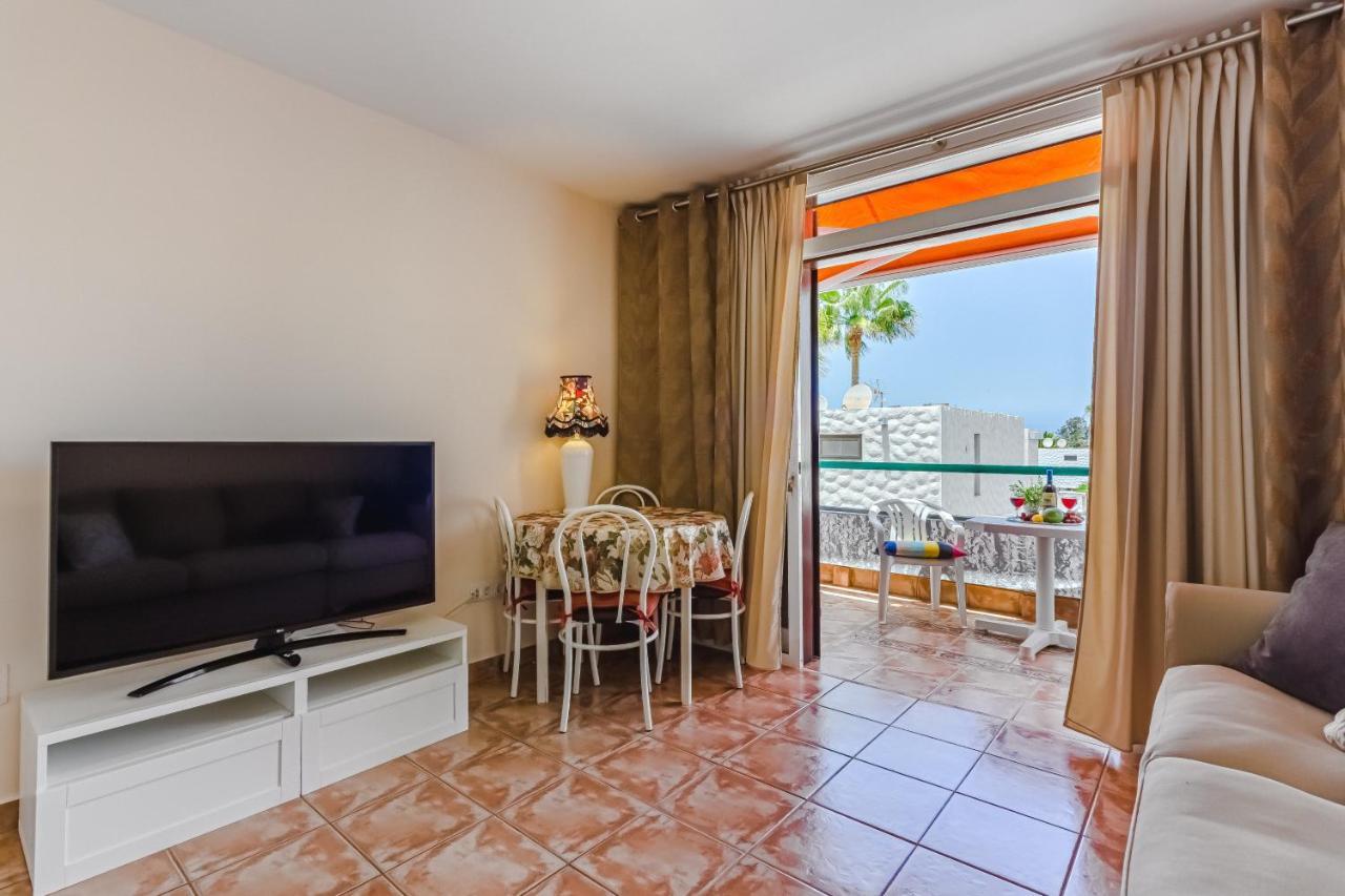 Apartment Apart America - 150 Meters From The Beach, Free Wi-Fi Arona  Bagian luar foto